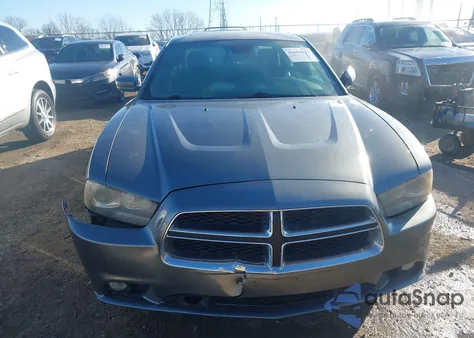 2012 Dodge Charger R/T из США, поврежденный, VIN 2C3CDXDT8CH143118